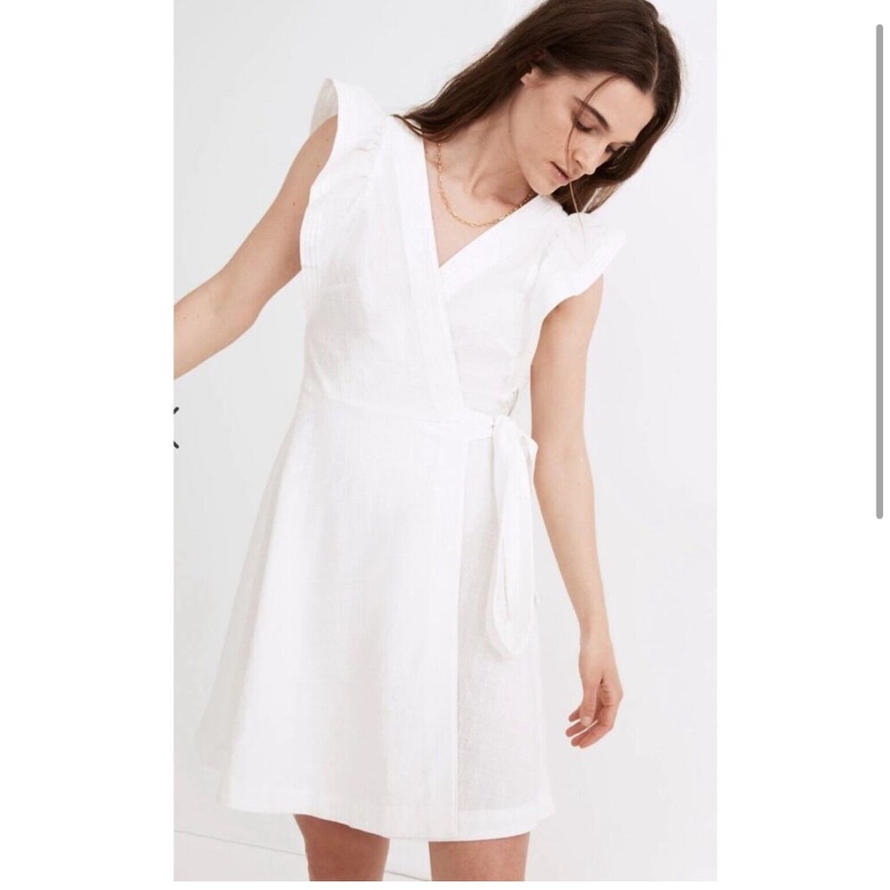 White madewell wrap mini dress with short ruffle sleeves  sz medium